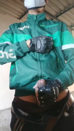 ninesuriya: 商品を送る前にスリリングに