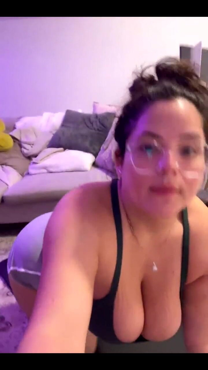 Dani Valentina: Livestream met Dani Valentina