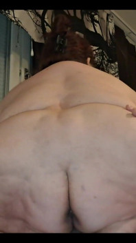 Difícil de encontrar ponto molhado na buceta ssbbw parte 2