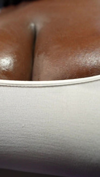 Dramma Delle Pantaloni Da Yoga Strappati
