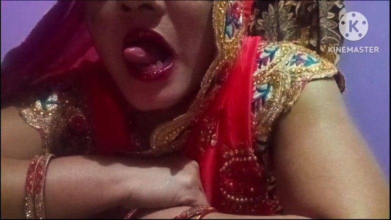 Sexy gunjan: Indian Desi Bhabhi Milking Boobs and Masturbation Her Hairy Pussy