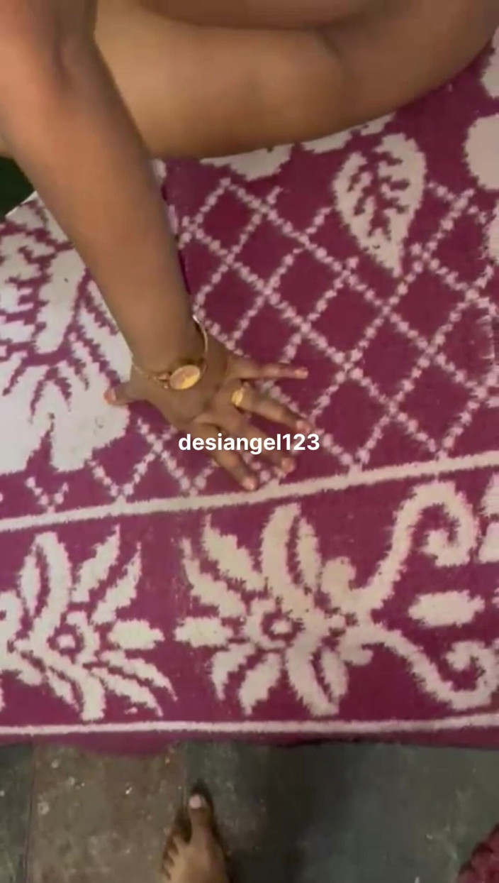 Desiangle: First Time Bhabhi Ready for Deepthroat Fuck Dick Stucked in...