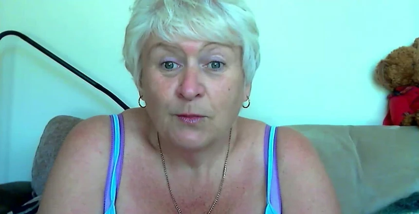 Uk Joolz: Talking session with Joolz 35
