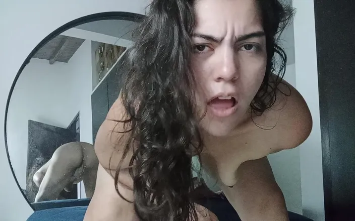 Victoria Dorado: A Great and Abundant Squart for a Fans