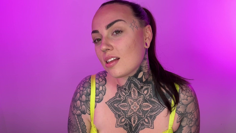 Miss Valentina: Affermazioni ragazza ricche