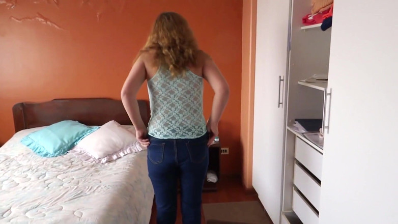 Ardientes69: Mẹ kế Latinh 58 tuổi khoe thân trong bộ bikini và đồ...