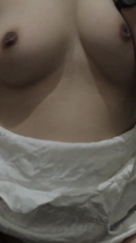Moje sexy bílé saténové prádlo