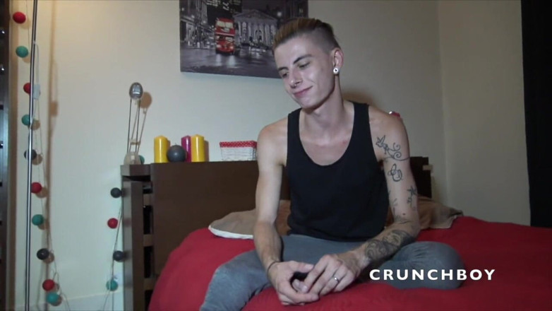 Kinky Bareback Boys: Jerome Jams fucked by XXL black cock