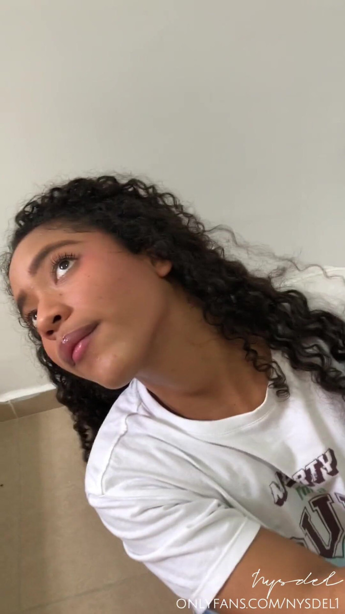 Nysdel: Cheating Girlfriend Secretly Gives Blowjob to Her Boyfriend's Best Friend -amateur...