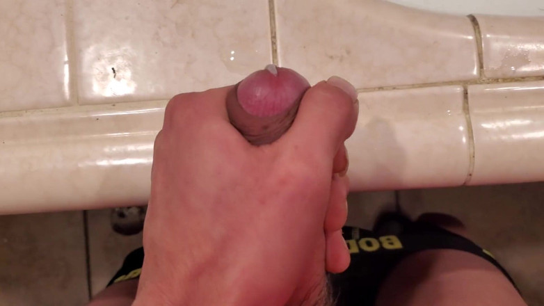 Officialztwink: Cumshot 4K Uncut Twink
