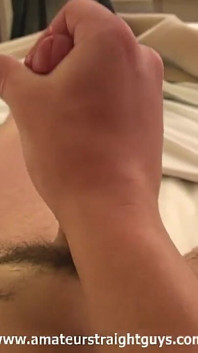 Rob komşunun heteroseksüel bir adamı....
