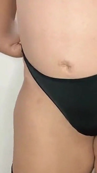 Stepmom with Huge Round Ass Shows off Her Curves 1
