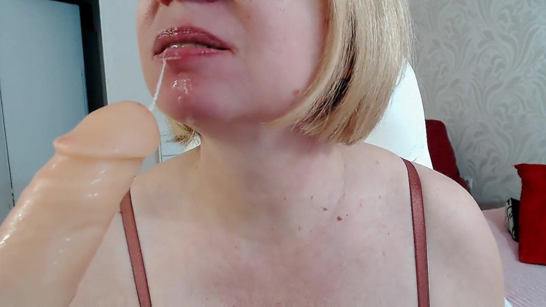 Dream Factory: A sloppy blowjob
