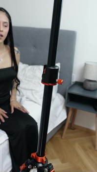 German scout - helen star si gadis latina kurus diajak ngentot di ruangan casting di berlin