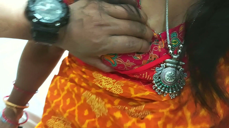 Popmini: Bella scopata romantica indiana india in Saree con l'amico dei...