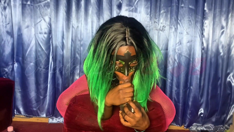 Naturelle Chocolat: Rubbing My Juicy Twat for You Stepdaddy!!