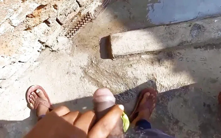 Kumari sushma: Deshi Village Bhabhi Outdoor Romance with Dever Deshi Sex