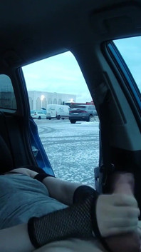 Risky Masturbation in Front of Strangers and Cumshot