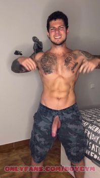 Military Gay Shows How His Weapon Cums