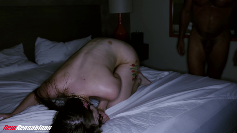 HotwifeXXX: Olivia'nın özel rezervasyonları var