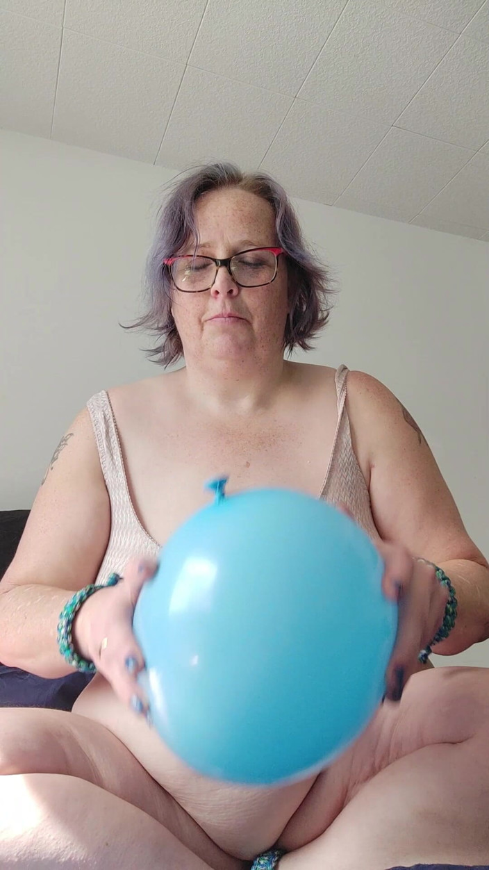 AngYourDirtyCanadian: Belon Sounds yang suka bermain