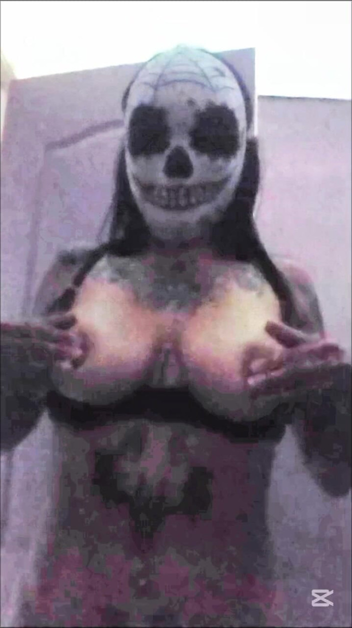 Sailorbigtits20: Playing with My Big Tits