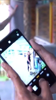 Indická sexy modelka erotické focení a romantický sex s kameramanem