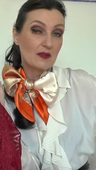 Sniffing Panties and Cumming! Lady Victoria Valente