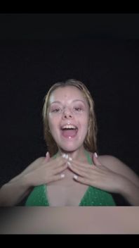 Late Night Beach Quick Blowjob and Big Facial