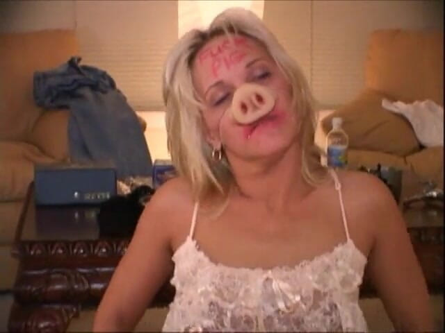 REAL Black Bred Wives: Piggy Nikki - HUMILHAÇÃO SEXUAL