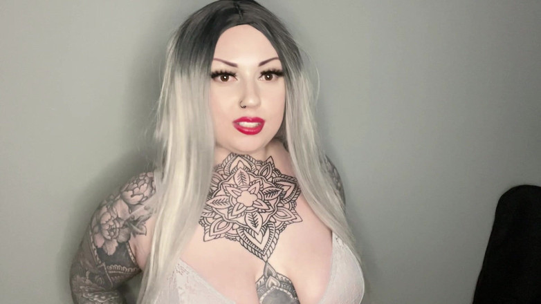 Miss Valentina: Fantezie finală cu iubita wedgie