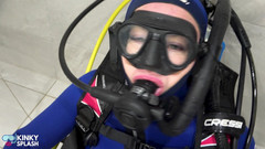 UKCuteGirl: Bunden &nedsänkt: Scuba Agent förhör