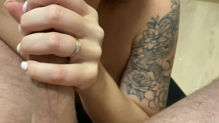 Sweet Hot mouth: Blowjob manis dari pelacur...