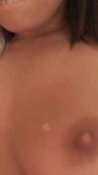 Mia Bangg: una reina del porno latina follada bien