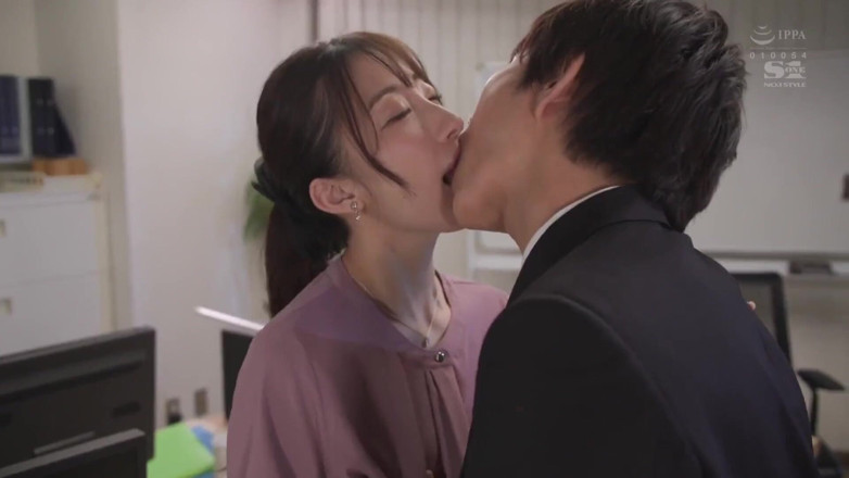 Smooth Time: その夏、僕を欲しがる年下の男との不貞セックスで熱くなってしまった僕は、その2