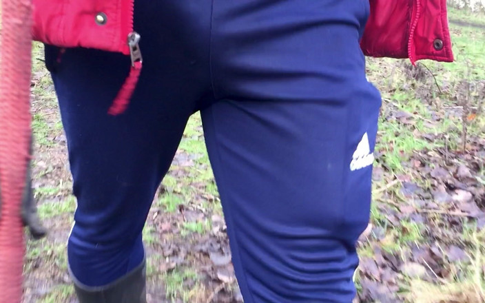 MrMagicDevil: Jadi Ini Musim Dingin Dan Sangat Dingin Di Luar. Dengan...