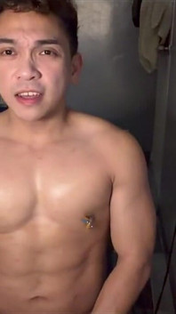 Pinoy Muscle Twink Szarpnięcia Po Pracy W tym.Sutek Play