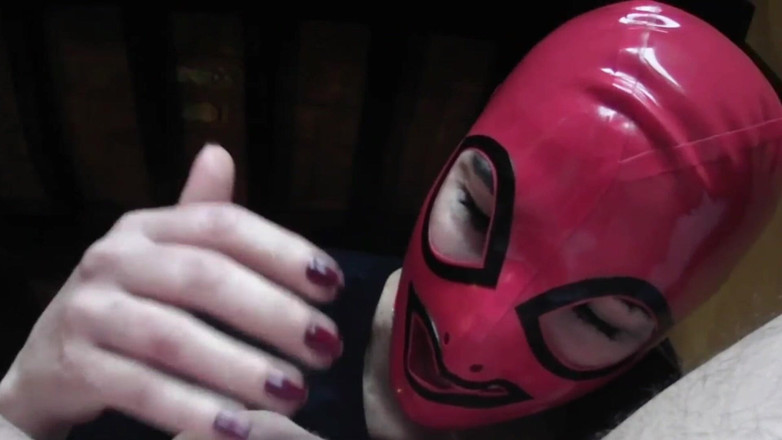 LauraOnHeels: MILF är väldigt bra på att ta en stor kuk i...