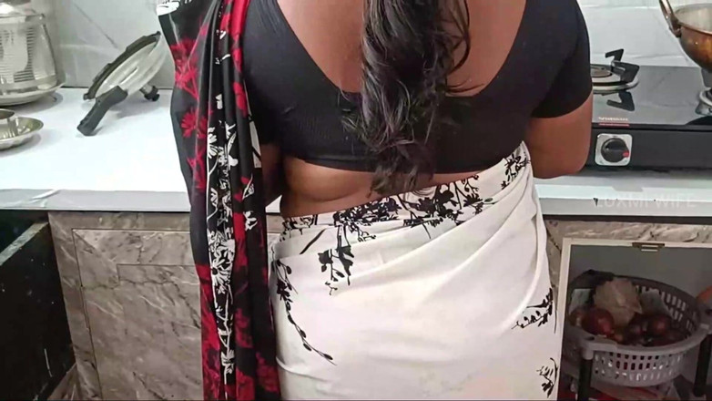 Luxmi Wife: 보지에서 흐르는 오르가즘을 느끼는 마누라 - 1