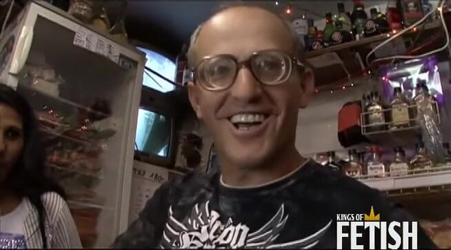Kings Of Fetish: Schwangeres teen wird dafür bezahlt, mit älterem mann und tattoo-typen zu...