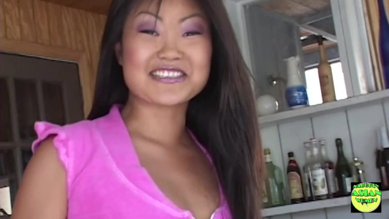 Naughty Asian Women: 딥쓰롯과 아시아 후장 핥기