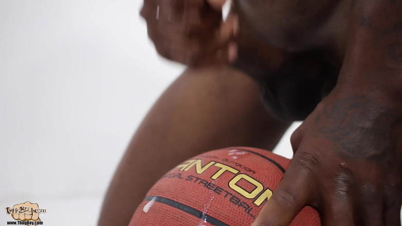 ThugBoy: Tyrelle - sólo v basketbalu