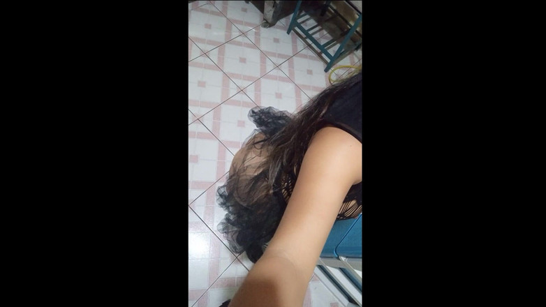 Martin13: Le mie tette sono calde ad Halloween! Ho toccato il...