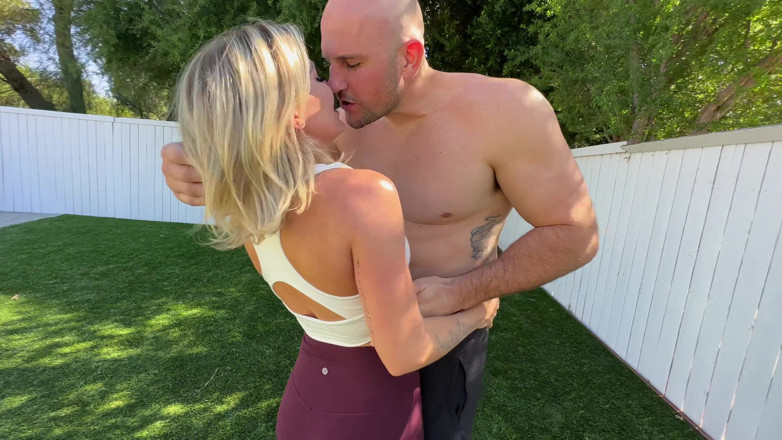 J-Mac: Caliente rubia mamá del fútbol obtiene un gol marcado en...