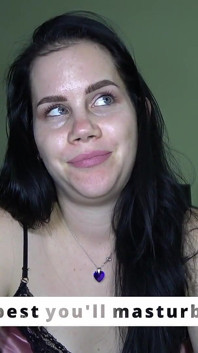 アンナは豚の鼻を見せ、小さなペニスを辱めます