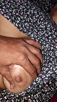 DESI BELLA RAGAZZA FIGA STRETTA VIDEO DI SESSO HARDCORE, RAGAZZA BENGALESE CARINA SCOPATA HARDCORE FRATELLASTRO.