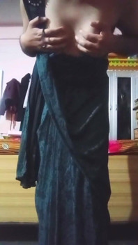 Indian Gay Crossdresser Bottom Pressing and Playing with Her Big Boobs in Black Saree Real Homemade XXX Sex