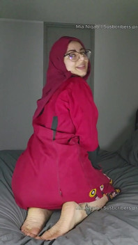91. Fuck Me Hard as You Can Mia Niqab