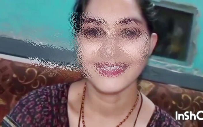 Lalita bhabhi: 印度德西女孩在沙发上被她的男朋友性交