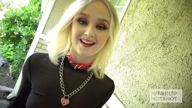 Hookup Hotshot: La splendida teen Natalia queen viene trapanata duramente da una...